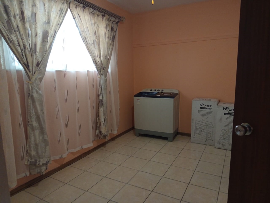 2 Bedroom Property for Sale in Bloemfontein Free State